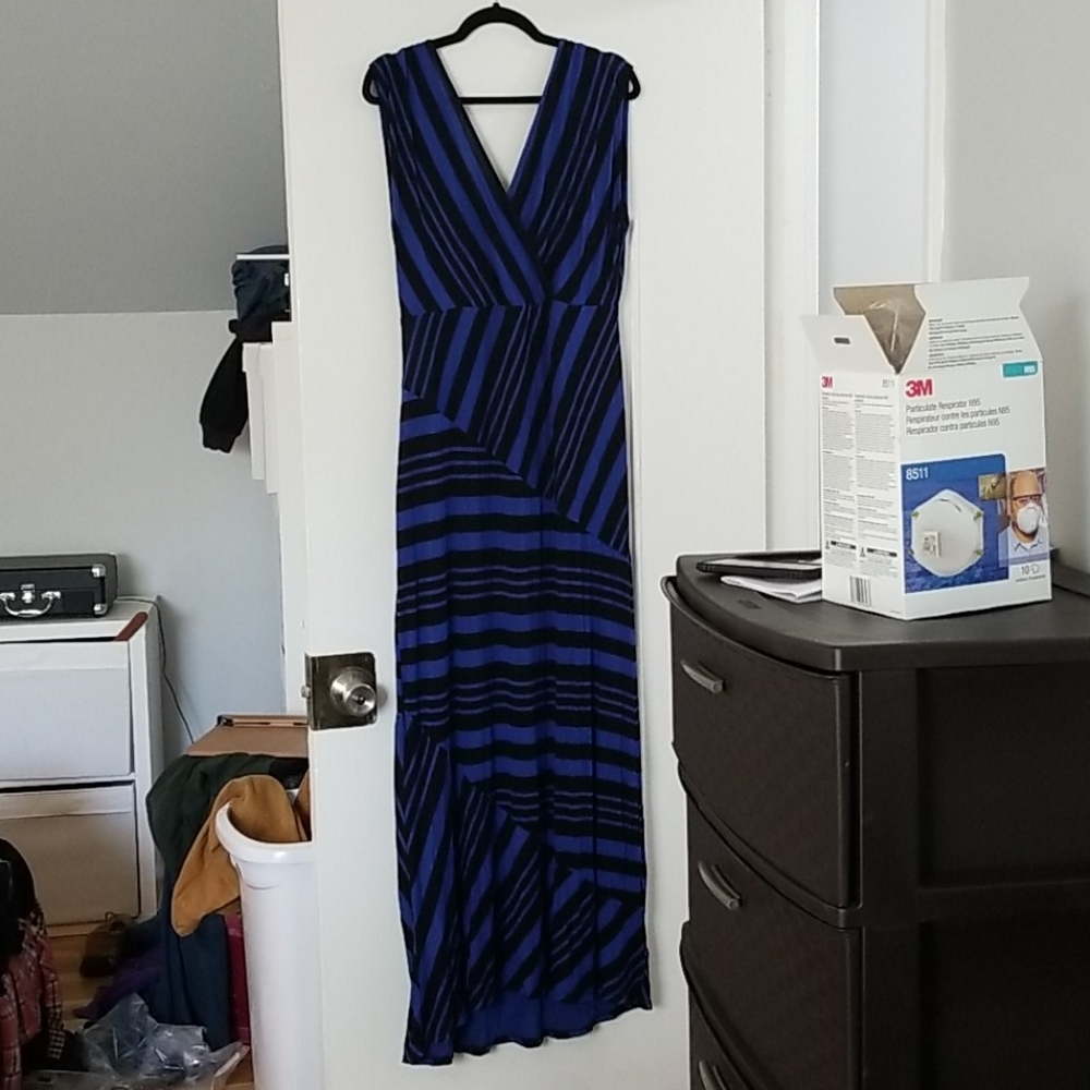 Motherhood Maternity Dress